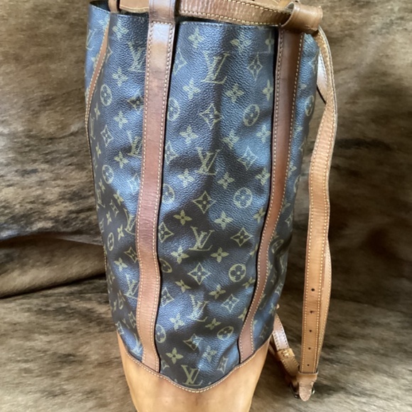 VINTAGE LOUIS VUITTON MONOGRAM CANVAS RANDONNEE GM BACKPACK - Picture 4 of 11
